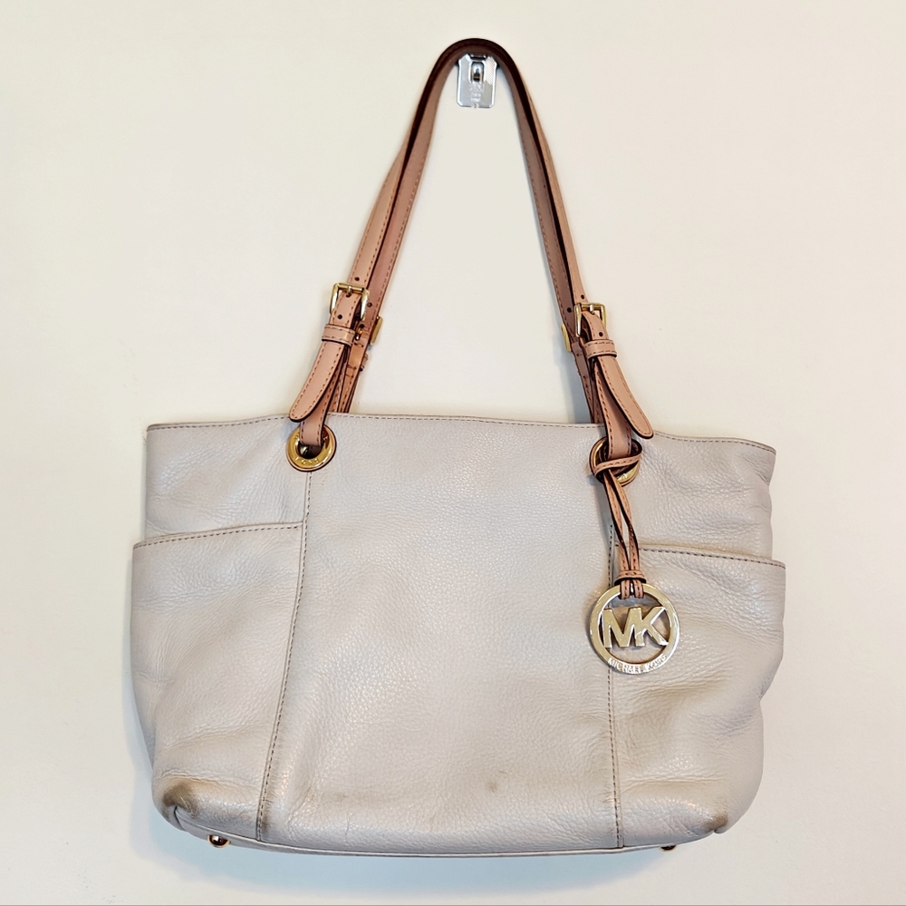 Michael Kors Pebble Leather Off White Shoulder Bag DAMAGED